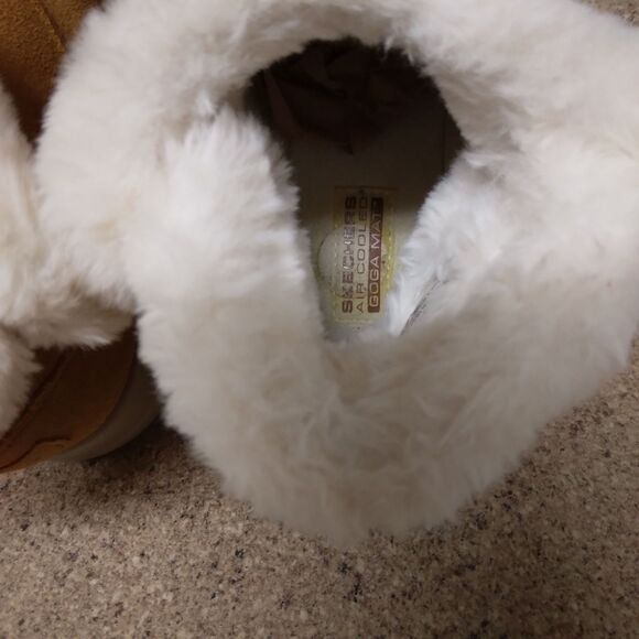Skechers On the Go Joy Suede Booties Womens 9.5 Tan Pull On Faux Fur Lined - Picture 6 of 8